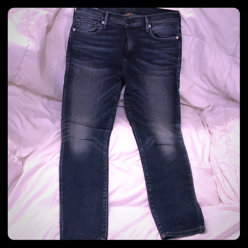 True Religion mid rise skinny jeans - like new!